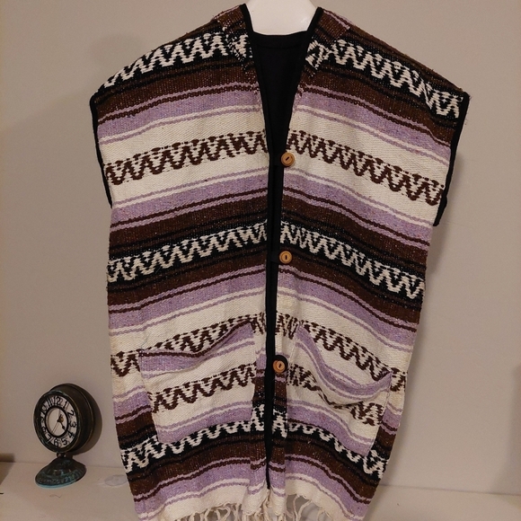 Aztec Print Poncho Purple Tones Size OS Rustic Fringed Thick Weaved Oversized - Picture 1 of 7